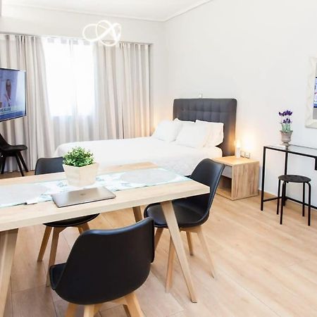 Contemporary And Chic Apartment In Central אתונה מראה חיצוני תמונה