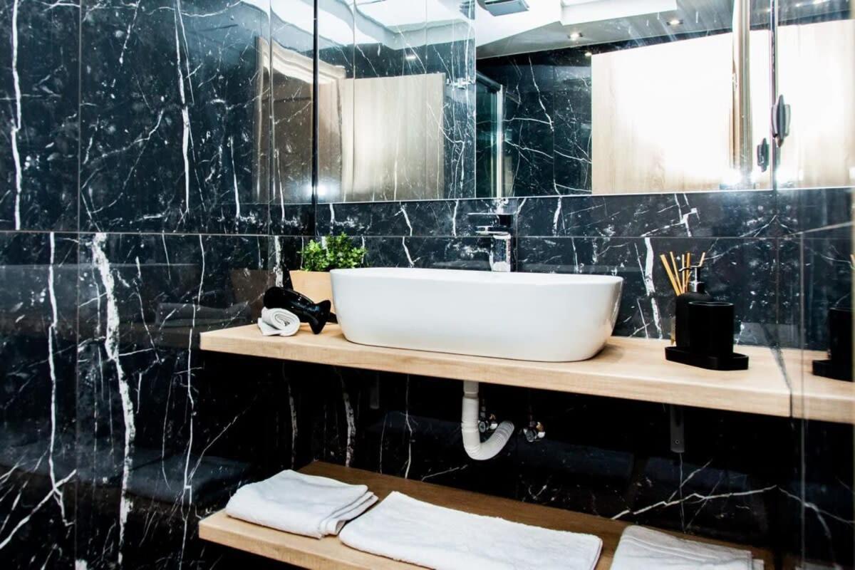 Contemporary And Chic Apartment In Central אתונה מראה חיצוני תמונה